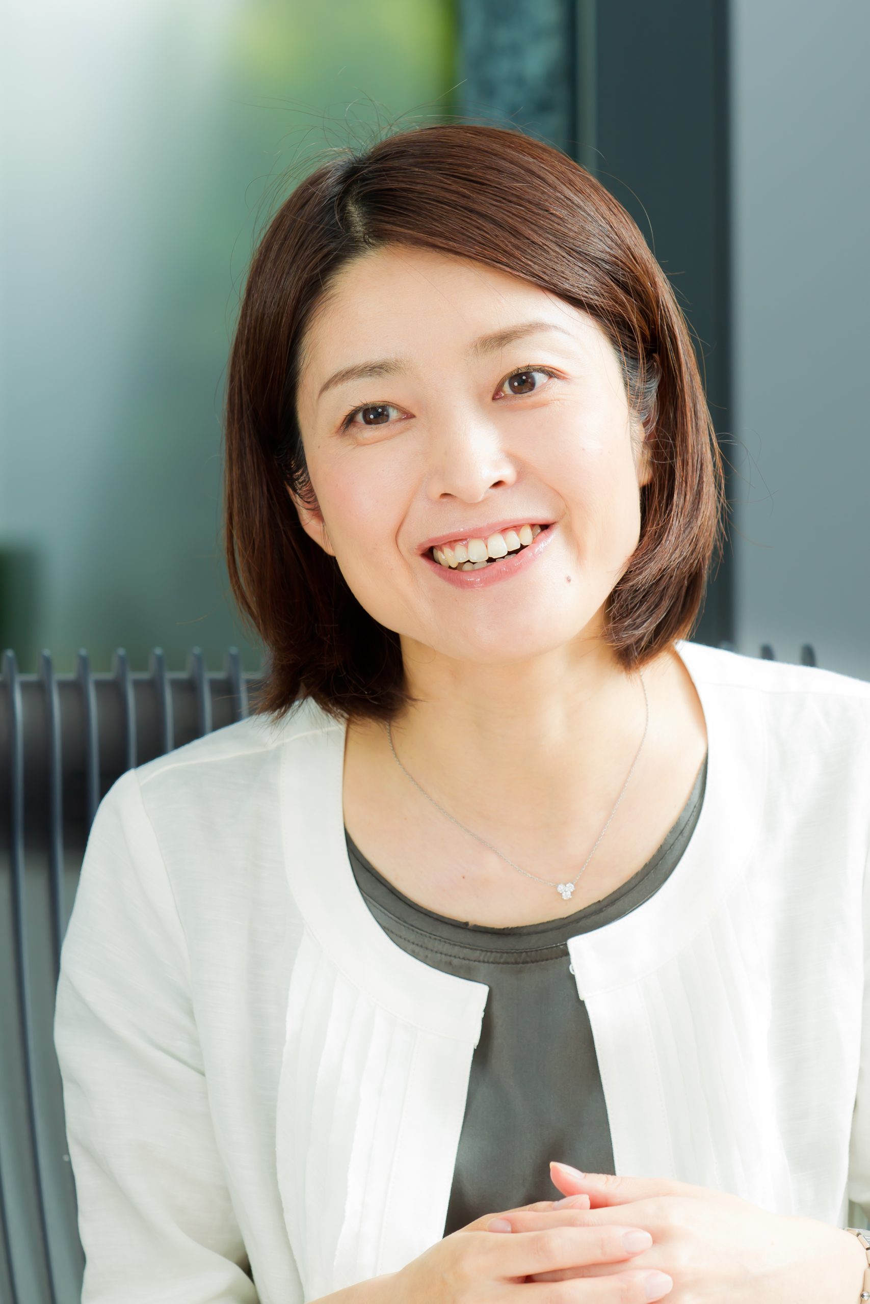 ポートレート、撮影、オフィシャル、インタビューLiVE ONE、武田洋子、シニアエコノミスト、三菱総合研究所、日本銀行