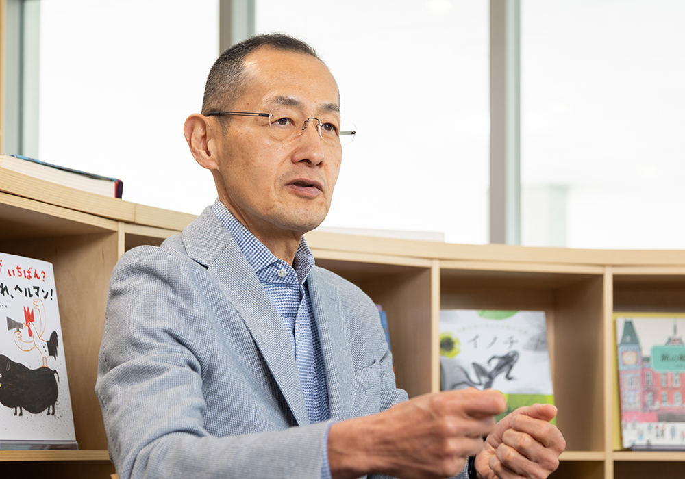 京都大学iPS細胞研究所名誉所長 教授　山中伸弥氏