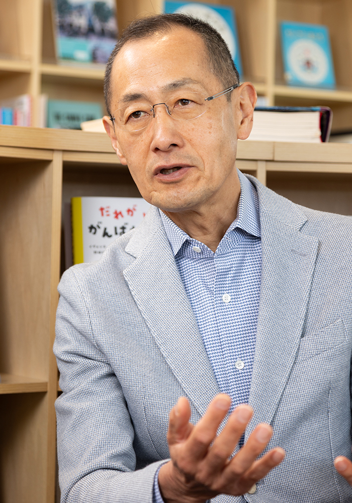 京都大学iPS細胞研究所名誉所長 教授　山中伸弥氏