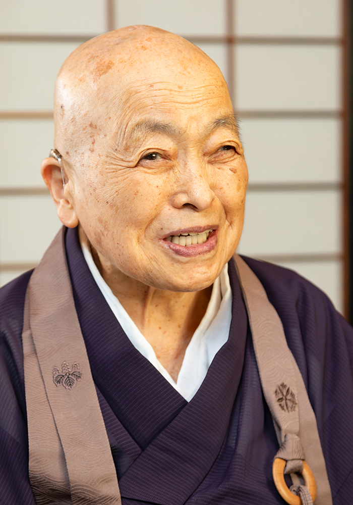 愛知専門尼僧堂堂頭　青山俊董老師