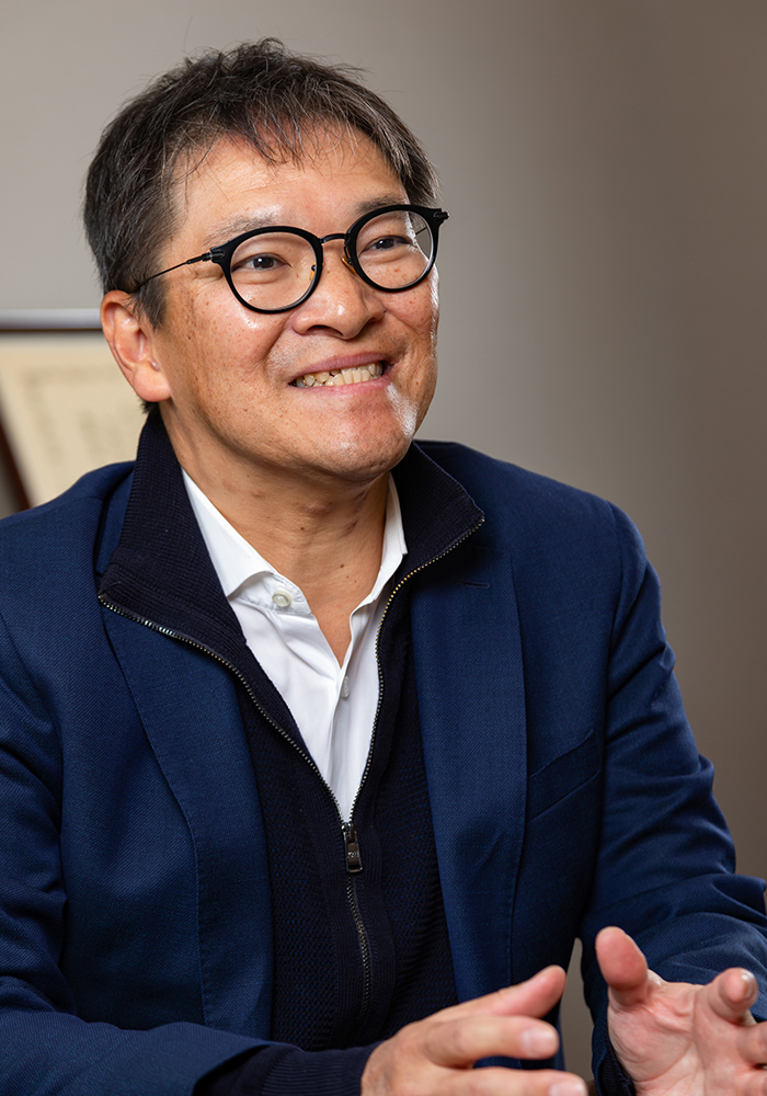 SRSホールディングス 代表取締役執行役員社長　重里 政彦氏
