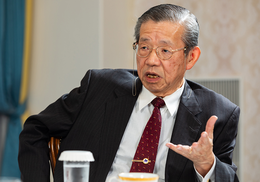 京都大学名誉教授　中西輝政氏